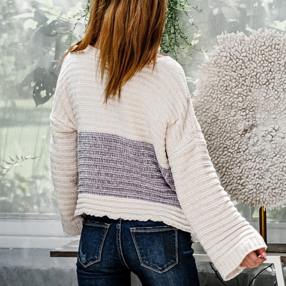 O&O Chenille Cable Knit Sweater Bell Sleeve - Picture 11 of 12